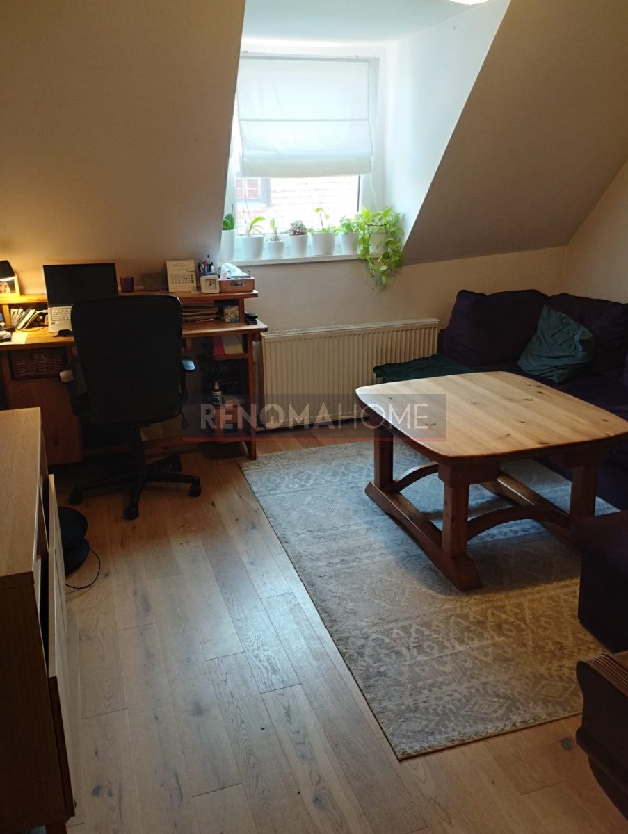 Mieszkanie czteropokojowe  na sprzedaż Legnica  69m2 Foto 1