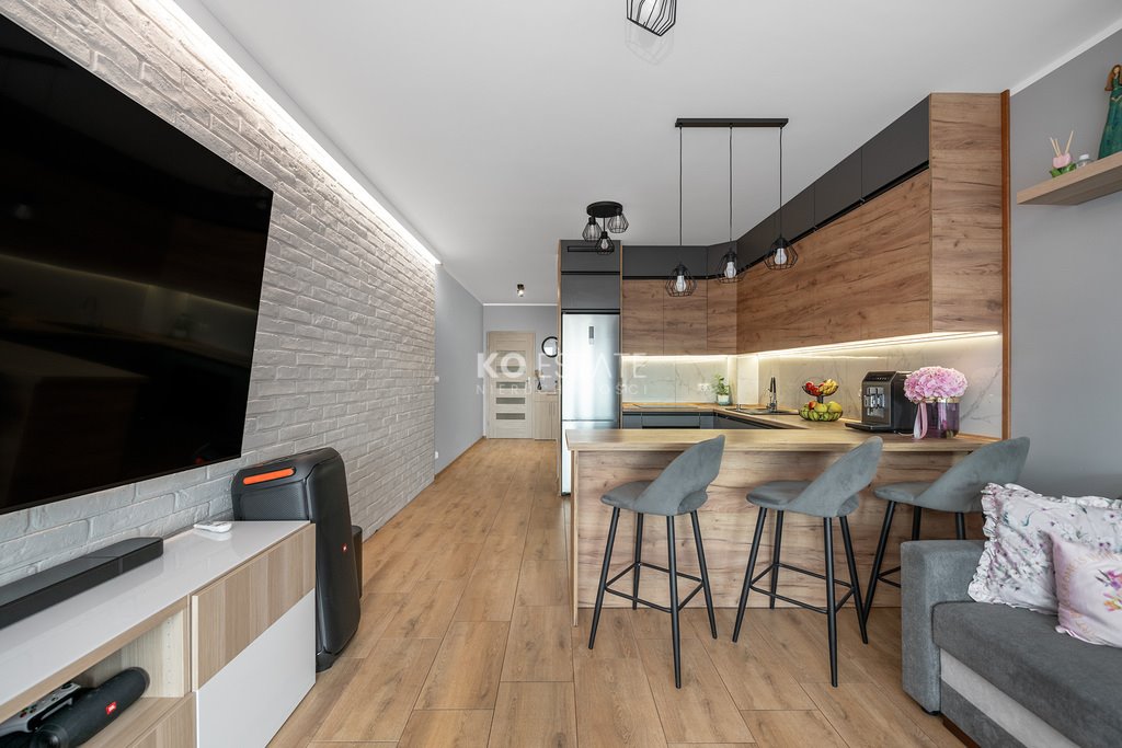 Sprzedam komfortowy dom 85,74 m² z ogrodem w Krępicach Krępice, Szkolna  86m2 Foto 1