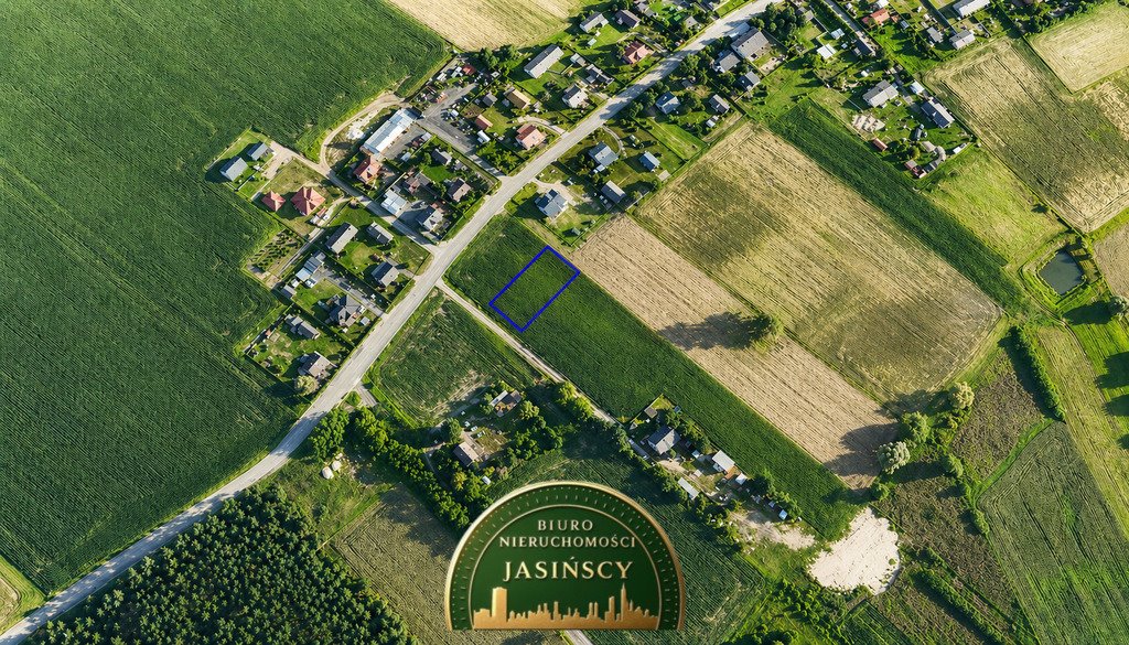 Działka budowlana 1326 m² z mediami i dojazdem w Kownaty-Borowe Kownaty-Borowe  1 326m2 Foto 1
