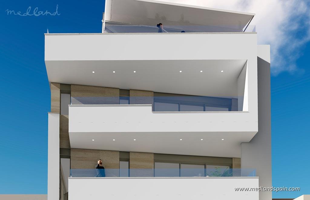 Mieszkanie dwupokojowe na sprzedaż Hiszpania, Torrevieja  77m2 Foto 1