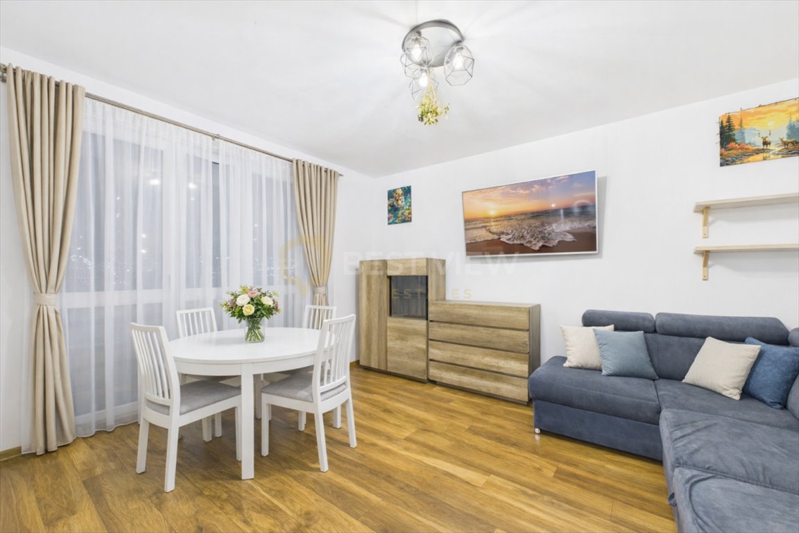 Eleganckie 4-pokojowe mieszkanie 59 m² z windą i miejscem parkingowym Ząbki, Różana  59m2 Foto 1