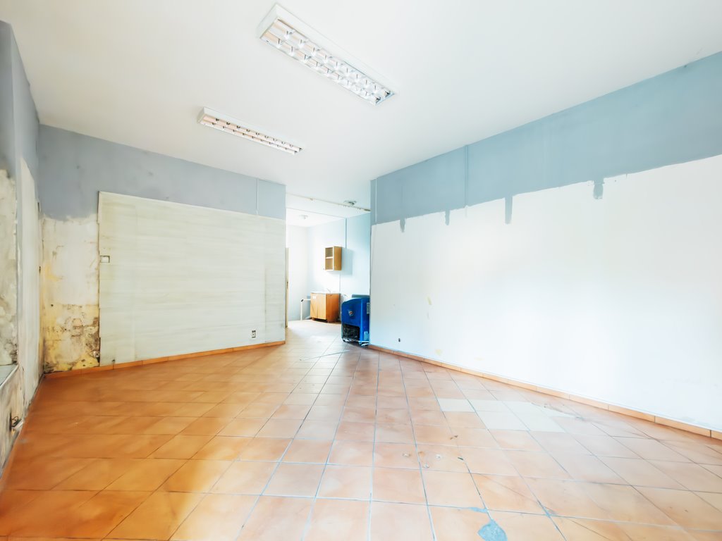 Lokal usługowy 58 m² z dużą salą i zapleczem. Gliwice, Os. Sikornik, Jaskółcza  58m2 Foto 1