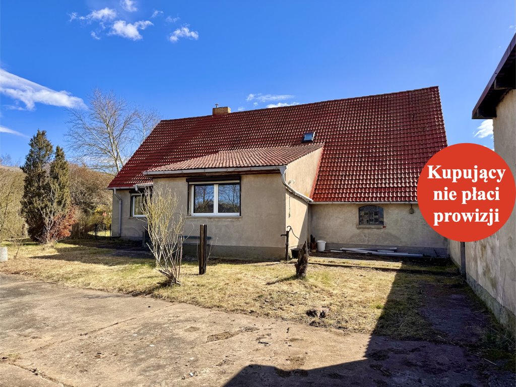 Dom z potencjałem 120 m² - garaż, ogród, stajnia Niemcy, Friedberg, Pasewalk, Mecklemburgia-Pomorze Przednie  120m2 Foto 1
