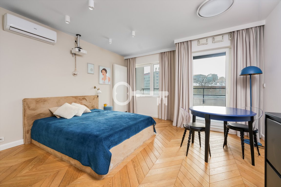 Nowoczesne studio z balkonem i domowym kinem na Pradze Warszawa, Praga-Południe, Grochowska  27m2 Foto 1