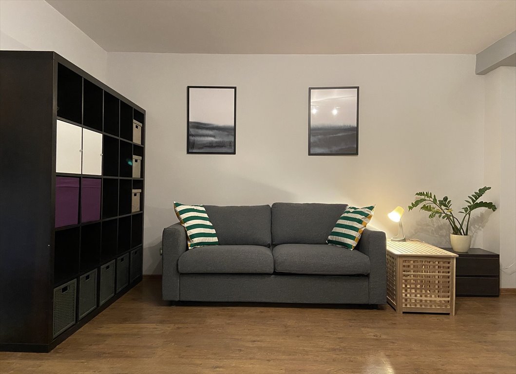 Wynajem 34 m2 w Służewiu, odnowione, balkon, blisko metra Warszawa, służew, Wałbrzyska  34m2 Foto 1