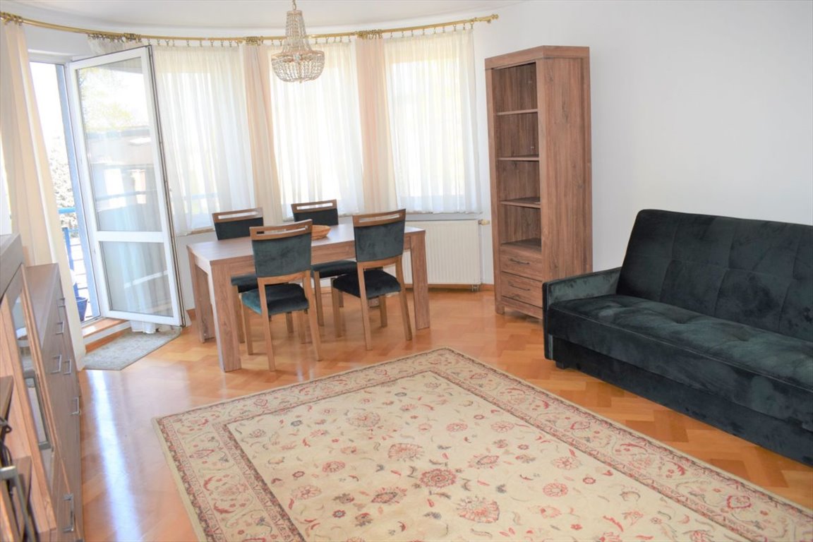 Mieszkanie trzypokojowe na wynajem Chorzów, Centrum, Wolności  70m2 Foto 1