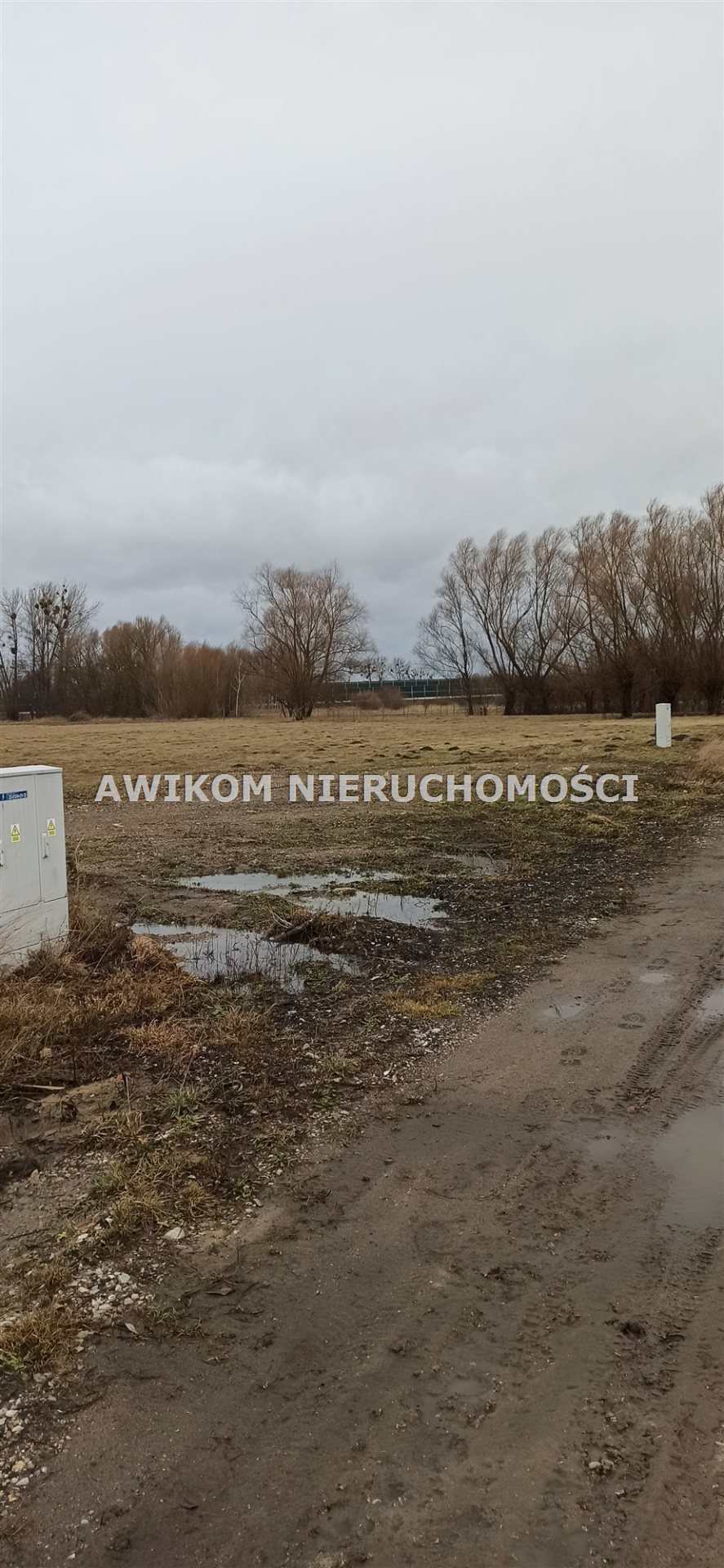 Sprzedam działkę 1613 m² z energią i wodą w Kopiskach Baranów, Kopiska  1 613m2 Foto 1