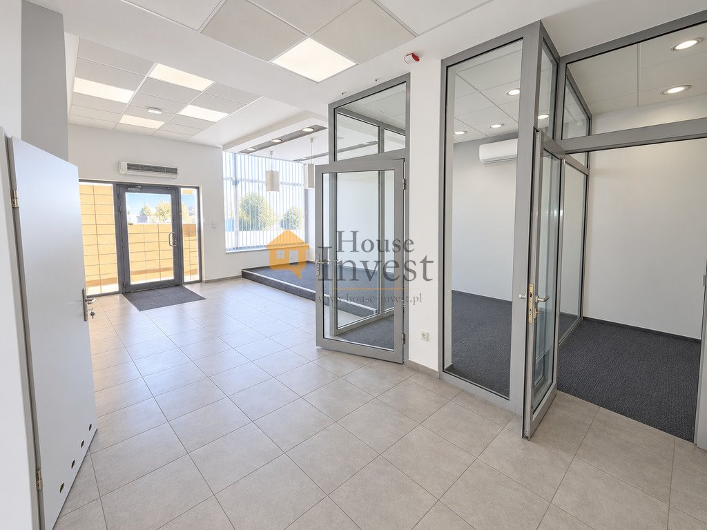 Lokal handlowo-usługowy 88 m² - duże witryny i parking Lubin, Józefa Piłsudskiego  88m2 Foto 1