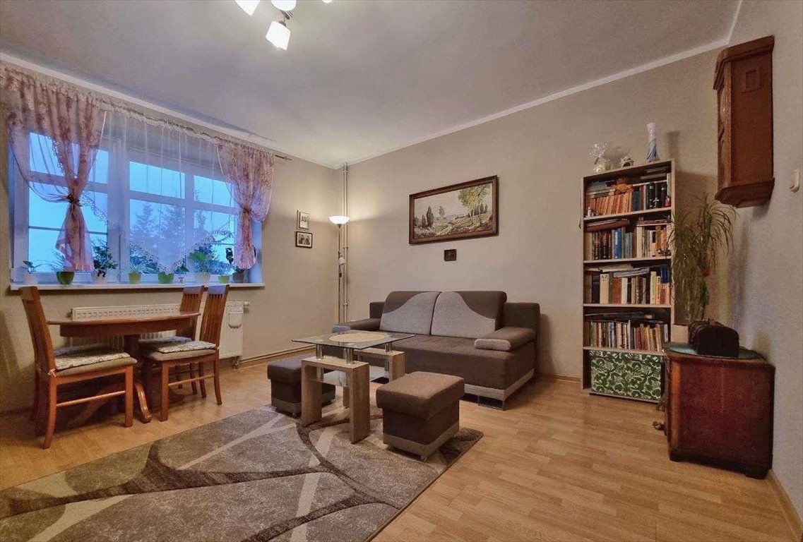 Przytulna kawalerka w centrum Kościana, gotowa do wprowadzenia Kościan  35m2 Foto 1