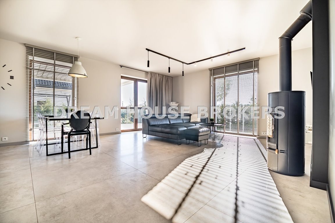 Nowoczesny dom 188 m² z garażem i dużą działką Budy Głogowskie, Wesoła  189m2 Foto 1