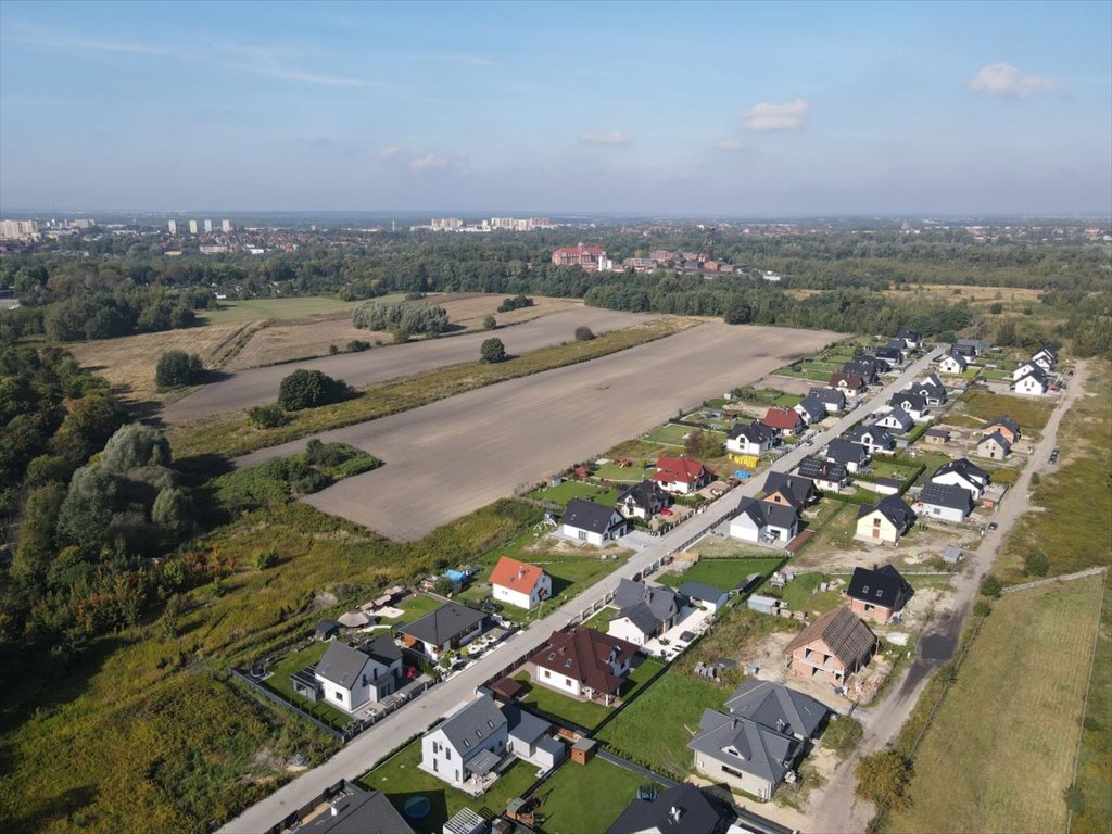 Działka budowlana 528 m² z pełnym uzbrojeniem i świetną lokalizacją Zabrze  528m2 Foto 1