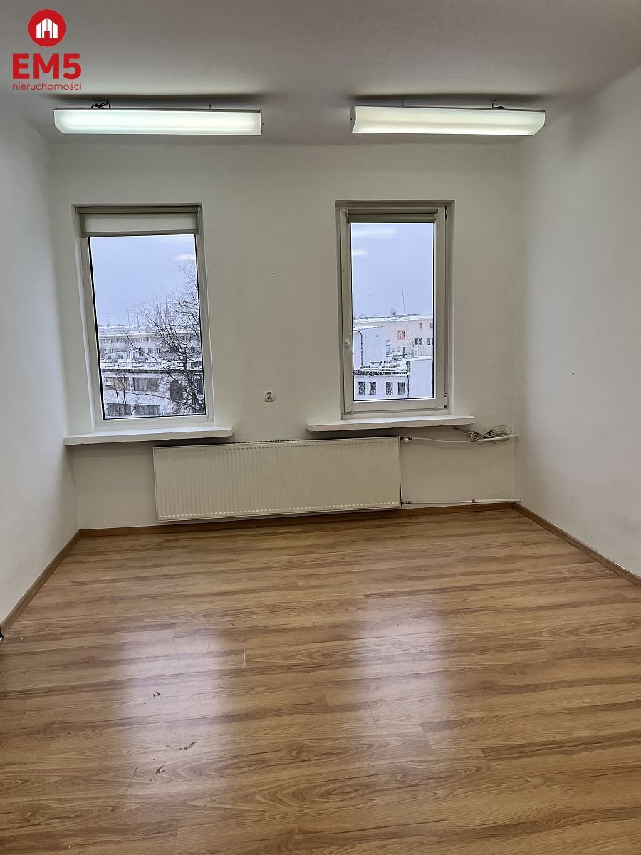 Lokal użytkowy na wynajem Białystok, Centrum, pl. Ludwika Waryńskiego  23m2 Foto 1