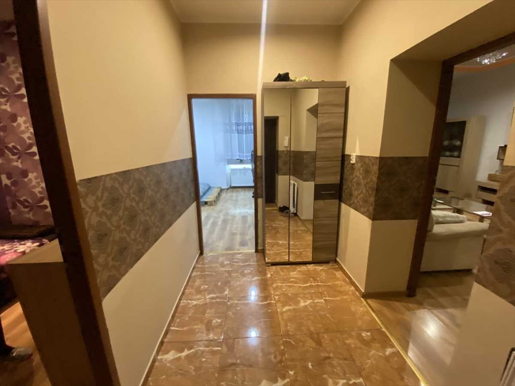 Przestronne 74 m2 po remoncie, centrum Nowej Rudy Nowa Ruda  74m2 Foto 1