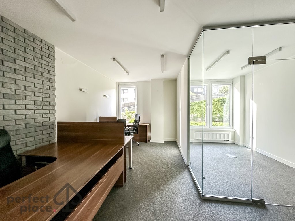 Przestronny lokal biurowy 43 m2 z jasnym open space. Wrocław, Gwiaździsta  43m2 Foto 1