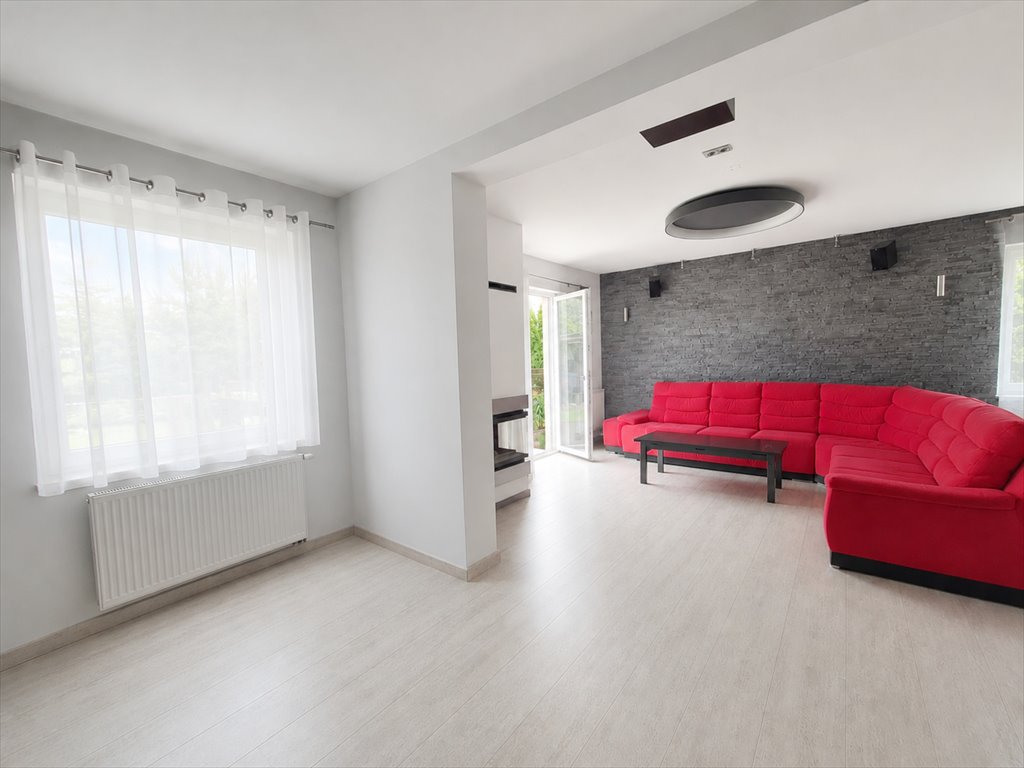 Przestronny dom 168 m² z garażem, ogrodem i fotowoltaiką polecam! Dąbrowa wielkopolska  168m2 Foto 1