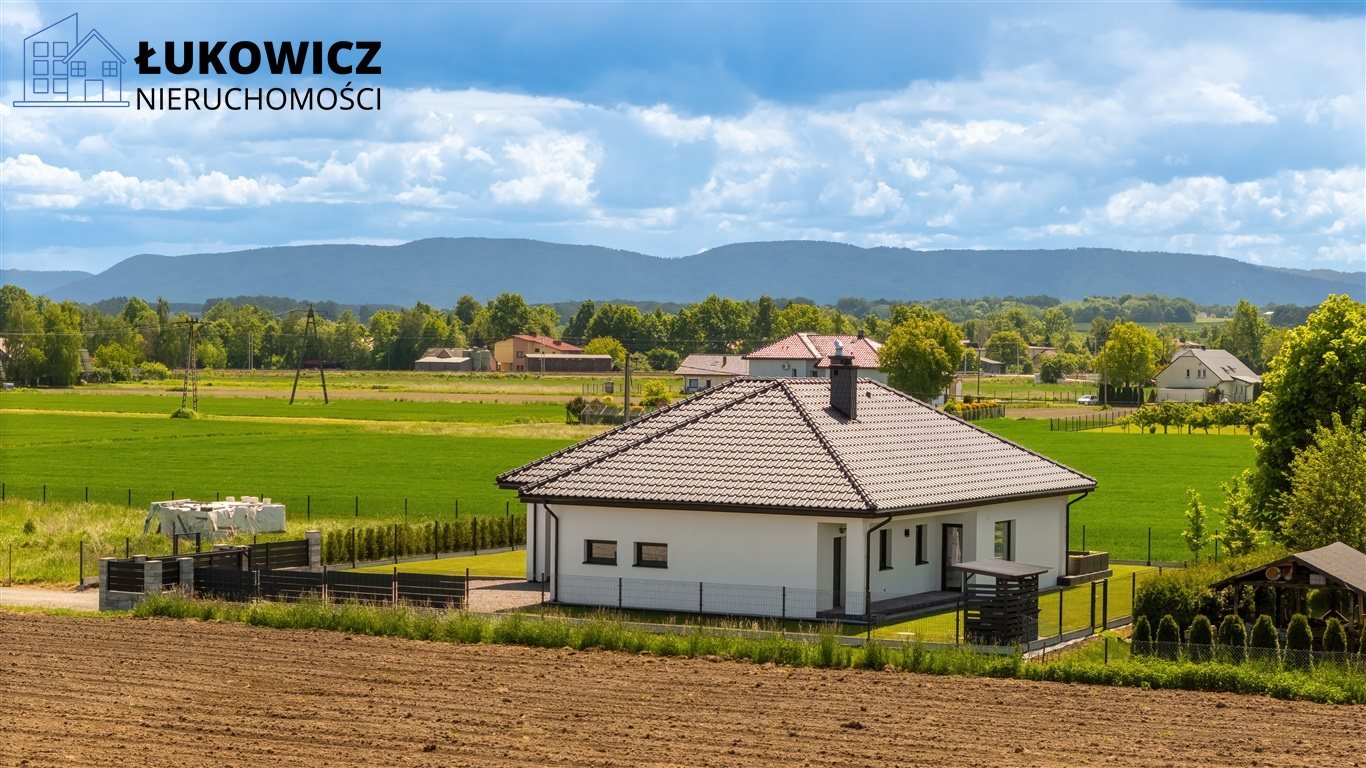 Dom na sprzedaż Kaniów  150m2 Foto 1