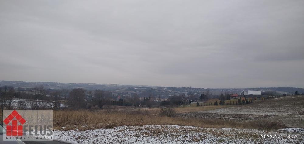 Widokowa działka 12 arów w Masłomiącej - media i szybki dojazd Masłomiąca  1 200m2 Foto 1
