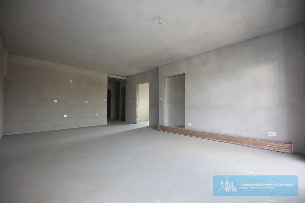 Mieszkanie trzypokojowe na sprzedaż Rzeszów, św. Walentego  67m2 Foto 1