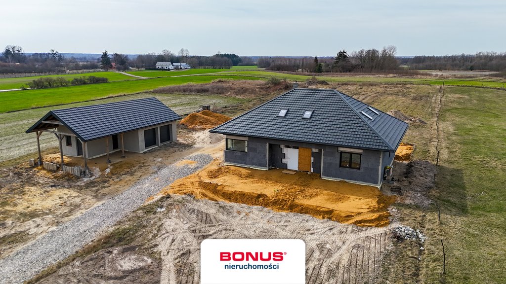 Nowoczesny dom 265 m² z kominkiem i ogrzewaniem podłogowym Chojeniec  265m2 Foto 1