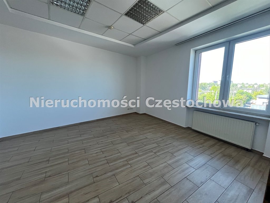Atrakcyjny lokal biurowy 44,5 m2 z miejscem parkingowym Częstochowa, Stare Miasto  45m2 Foto 1