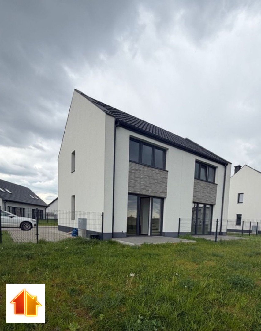 Dom 60 m² z ogrodem, blisko natury i Dębicy Grabiny, 109  60m2 Foto 1