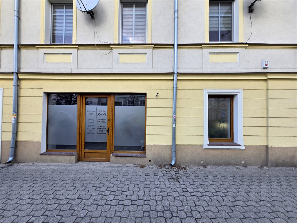 Przestronny lokal 110 m2 w centrum Rawicza z parkingiem Rawicz, Józefa Piłsudskiego 16  110m2 Foto 1