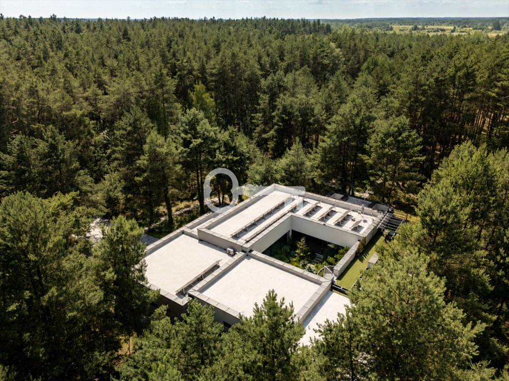 Do sprzedania luksusowy dom 525 m² z prywatnym lasem: Prace Duże