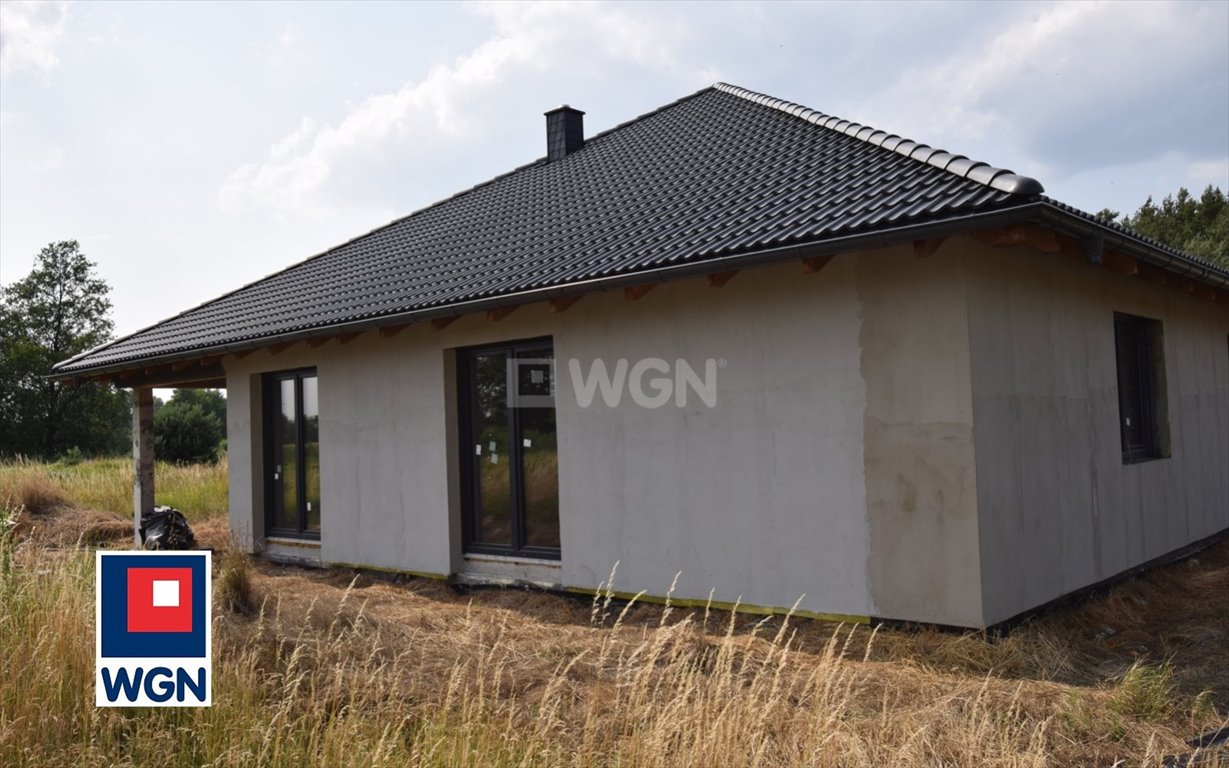 Sprzedam nowoczesny dom 203 m² z 4 sypialniami i garażem Moszowice, Moszowice  204m2 Foto 1