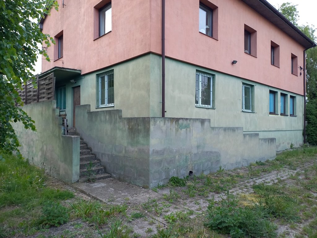 Mieszkanie trzypokojowe na sprzedaż Popów Głowieński  73m2 Foto 1
