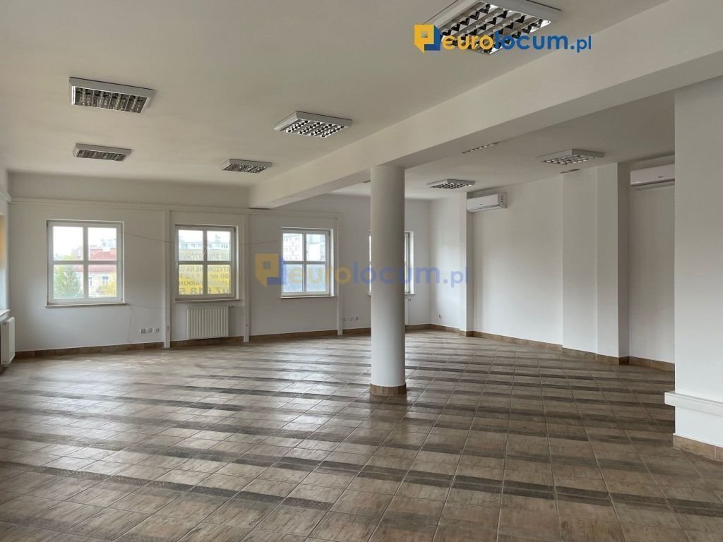 Lokal użytkowy na wynajem Kielce, Centrum  45m2 Foto 1