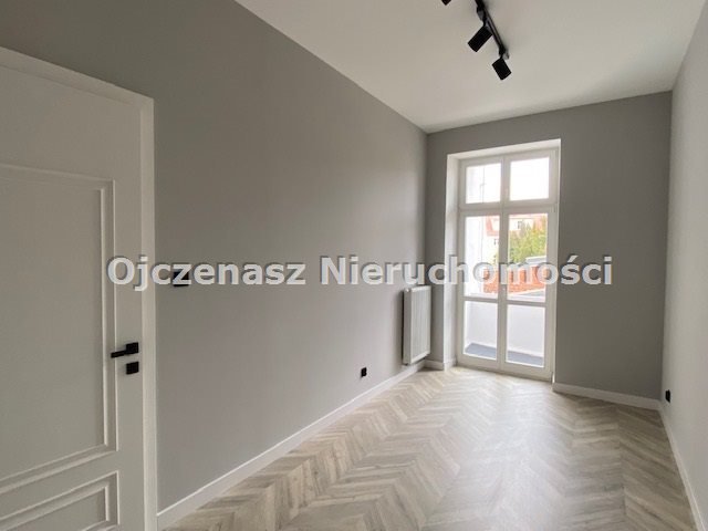 Mieszkanie czteropokojowe  na wynajem Bydgoszcz, Centrum  120m2 Foto 5