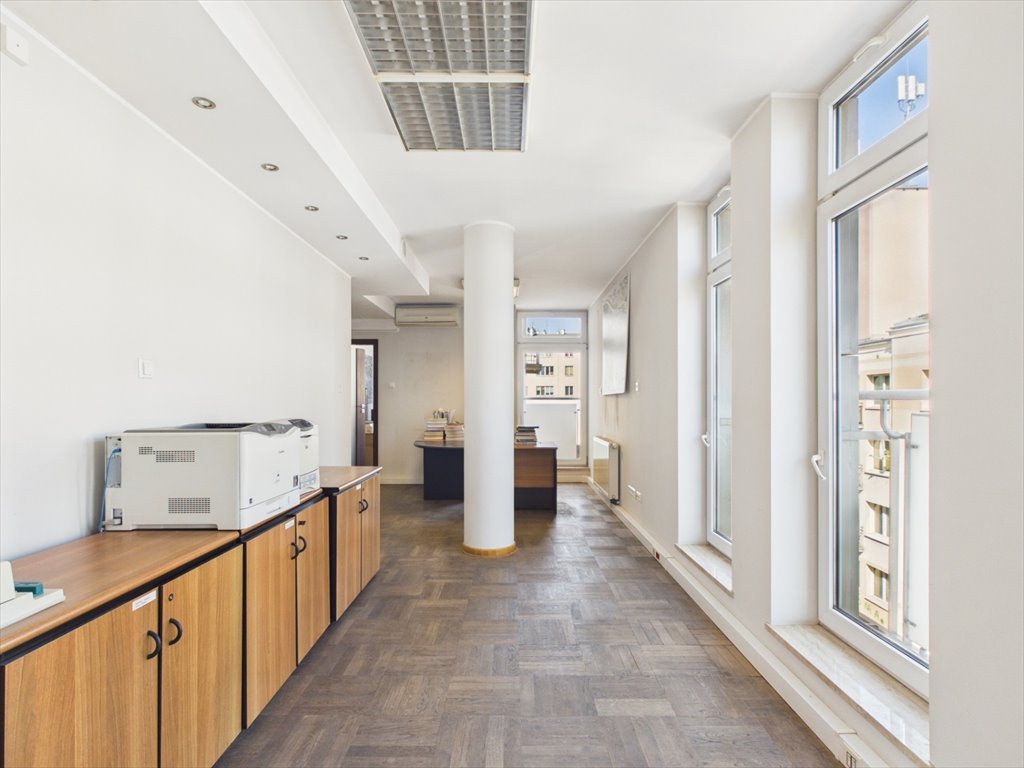 Na sprzedaż przestronny lokal biurowy 207 m² na Mokotowie: Warszawa Mokotów: Belgijska