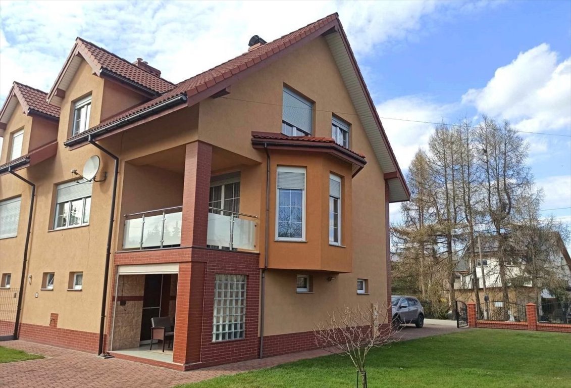 Urokliwy dom 200 m² w Milówce, gotowy do zamieszkania Milówka  200m2 Foto 1
