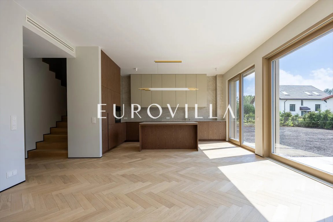 Ekskluzywny dom 278m2 w Wilanowie Zawadach.: Warszawa Wilanów Zawady