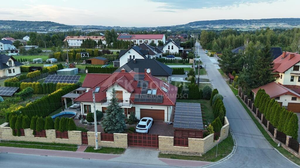 Ekskluzywny dom z basenem i jacuzzi w Woli Kopcowej Wola Kopcowa  230m2 Foto 1