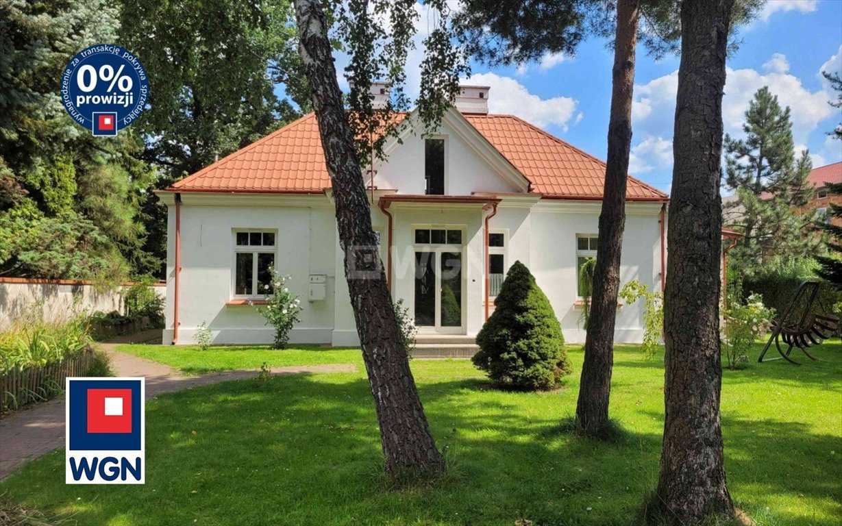 Stylowy dwór z lat 20. z oryginalnym wyposażeniem Tłuszcz  130m2 Foto 1