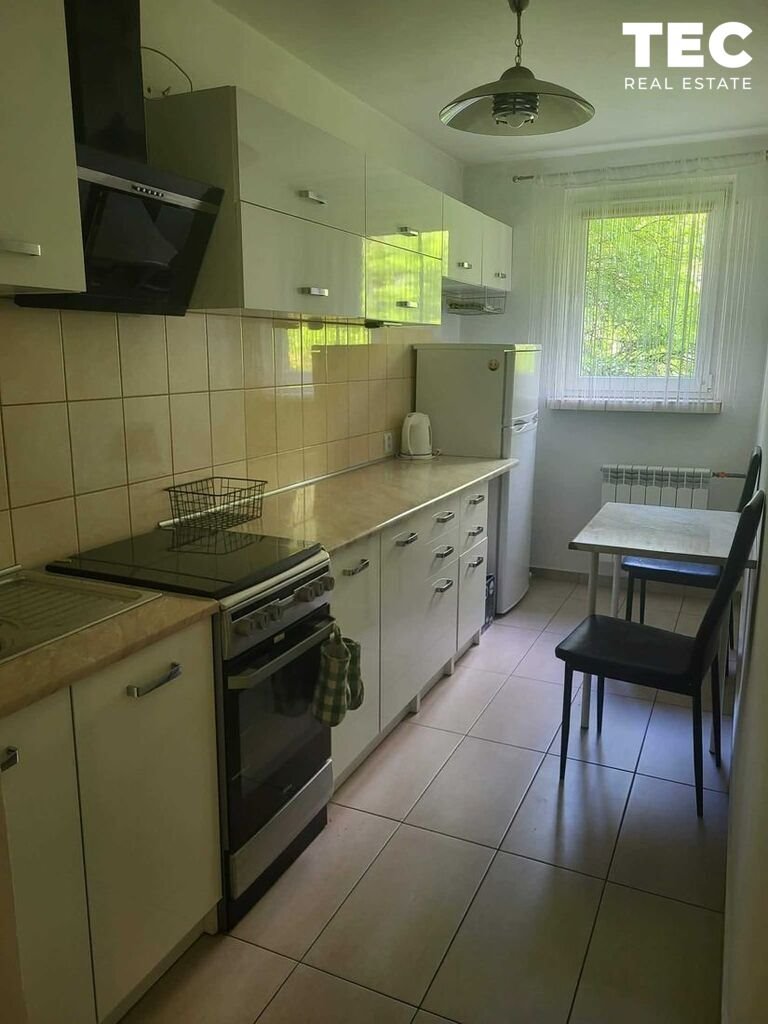 Na sprzedaż przestronna kawalerka 30 m² z balkonem i pełnym wyposażeniem Kraków, Krowodrza, Józefa Wybickiego  30m2 Foto 1