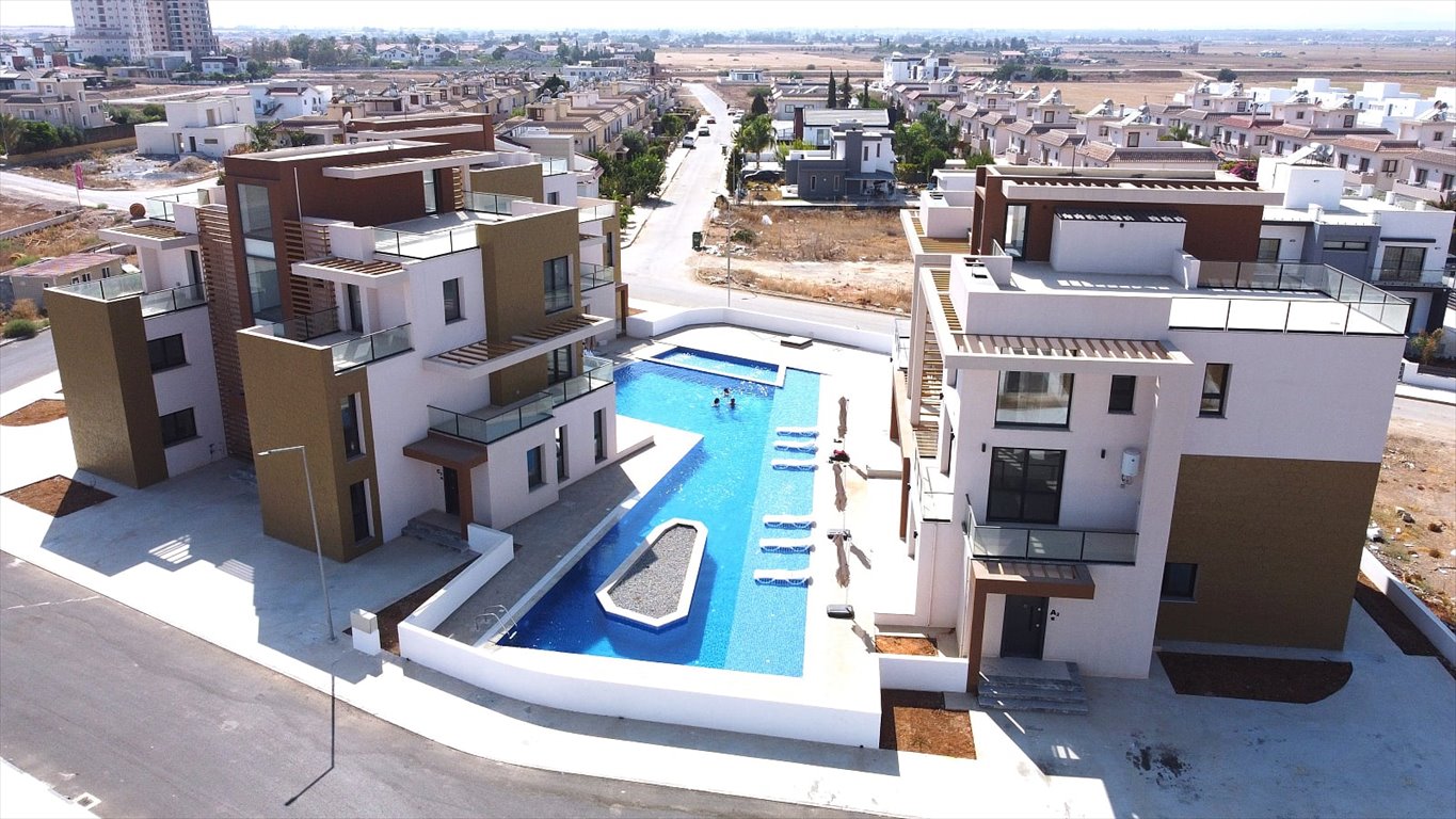 Apartament 2 pok. z basenem w Iskele, Cypr Północny Cypr, Yeni Boğaziçi, Yeni Boğaziçi, Gazimağusa, Cypr Północny  96m2 Foto 1