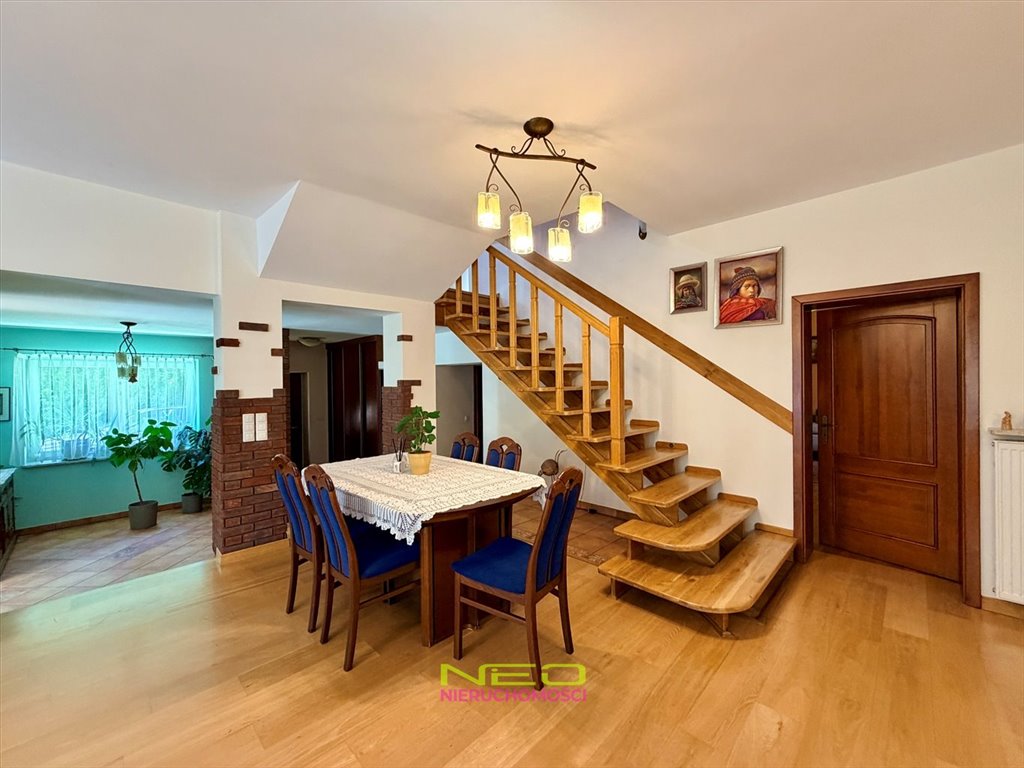 Do sprzedania przestronny dom 232 m² z ogrodem i garażem w Częstochowie Częstochowa, Wrzosowiak  233m2 Foto 1