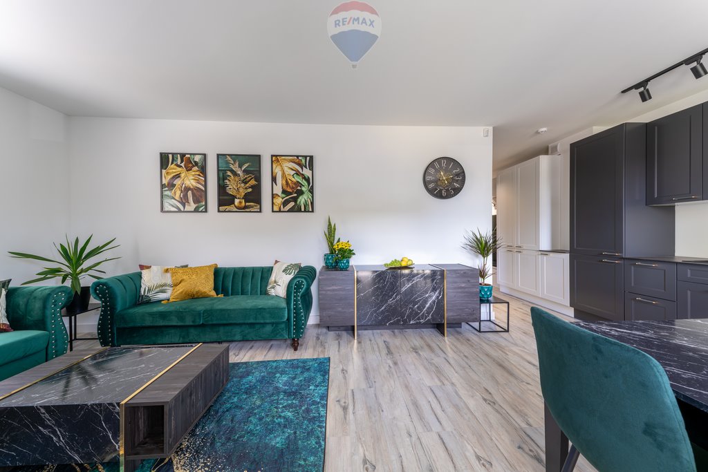 Stylowe 3-pokojowe mieszkanie z balkonem, parkingiem i monitoringiem Żyrardów, Jana Dekerta  62m2 Foto 1