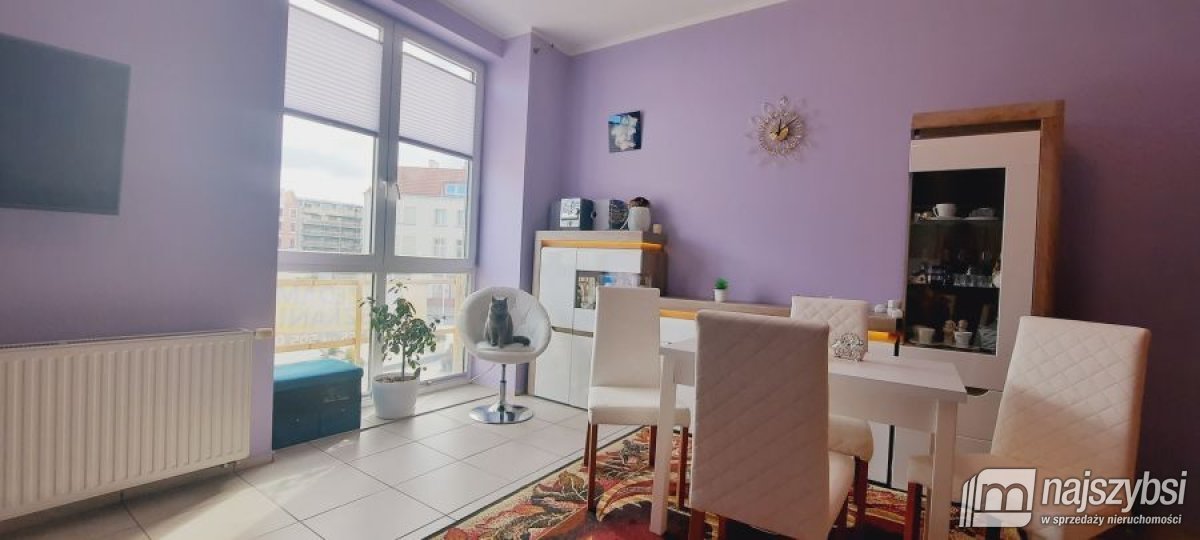 Na sprzedaż przestronna kawalerka 29,5 m² z widokiem na starówkę Świnoujście, Centrum Miasta  30m2 Foto 1