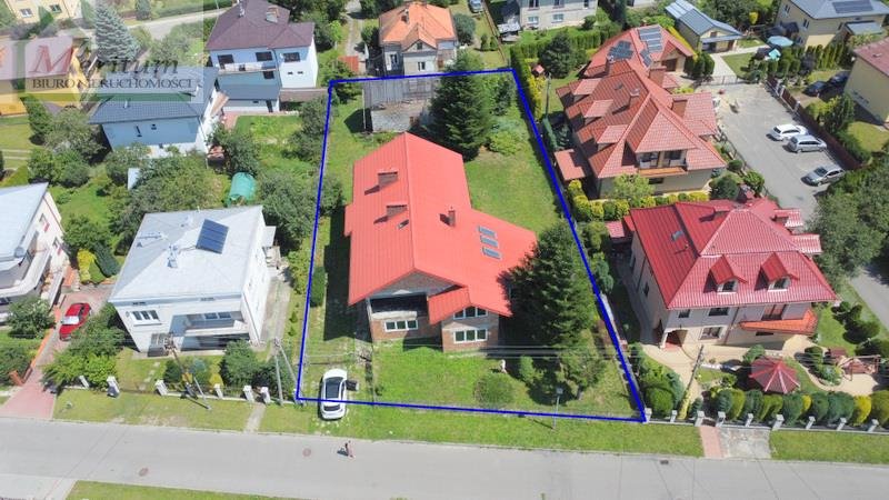 Duży dom do wykończenia w centrum Krosna z działką 0,1383 ha Krosno, Krosno  306m2 Foto 1