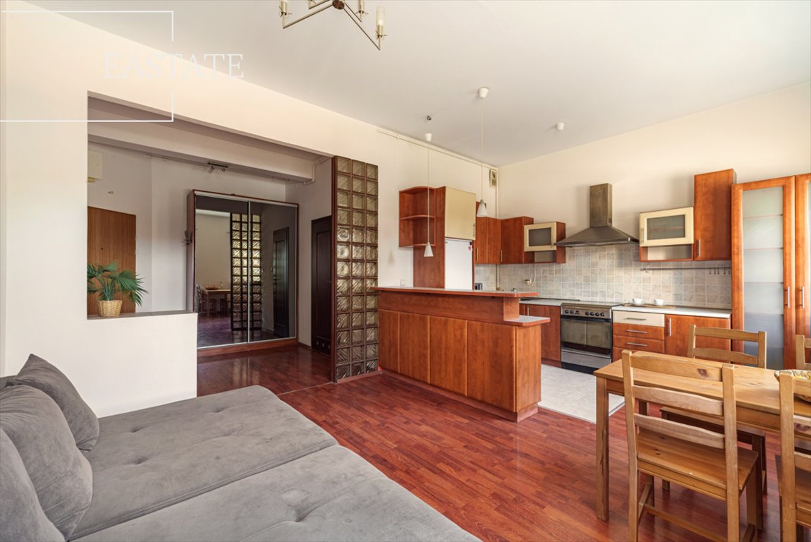 Przestronne 2-pokojowe mieszkanie z windą, balkonem i miejscem garażowym Warszawa, Ursynów, Melchiora Wańkowicza  56m2 Foto 1