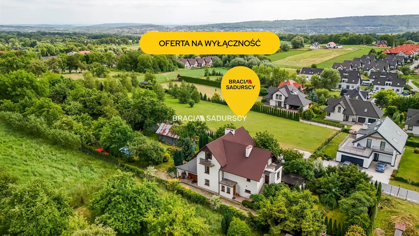 Dom z dużym ogrodem i dwoma wejściami w Karniowicach Karniowice, Słoneczna  262m2 Foto 1