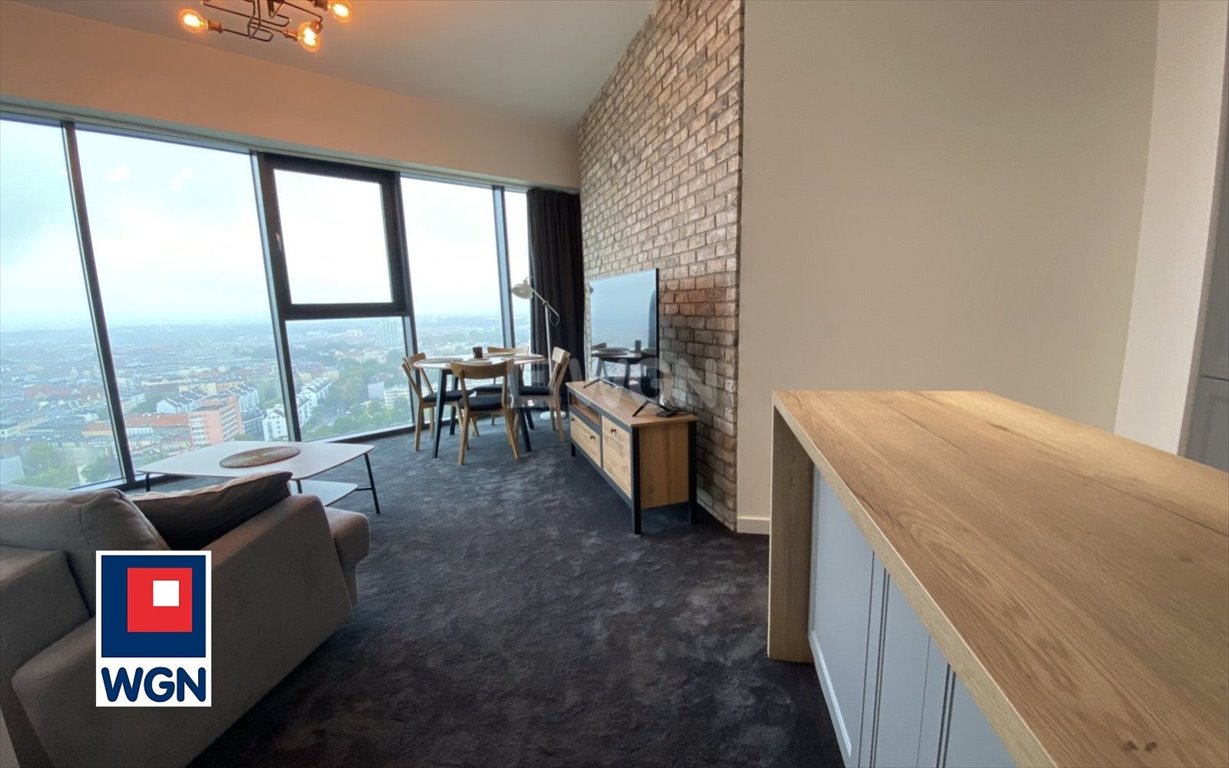 Nowoczesny apartament 3 pok. z tarasem i basenem w Hanza Tower Szczecin, Centrum, Aleja Wyzwolenia  63m2 Foto 1