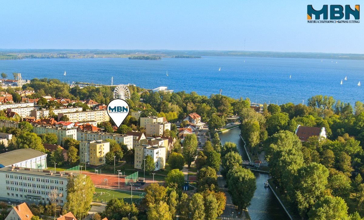 Mieszkanie trzypokojowe na sprzedaż Giżycko, Giżycko  136m2 Foto 1