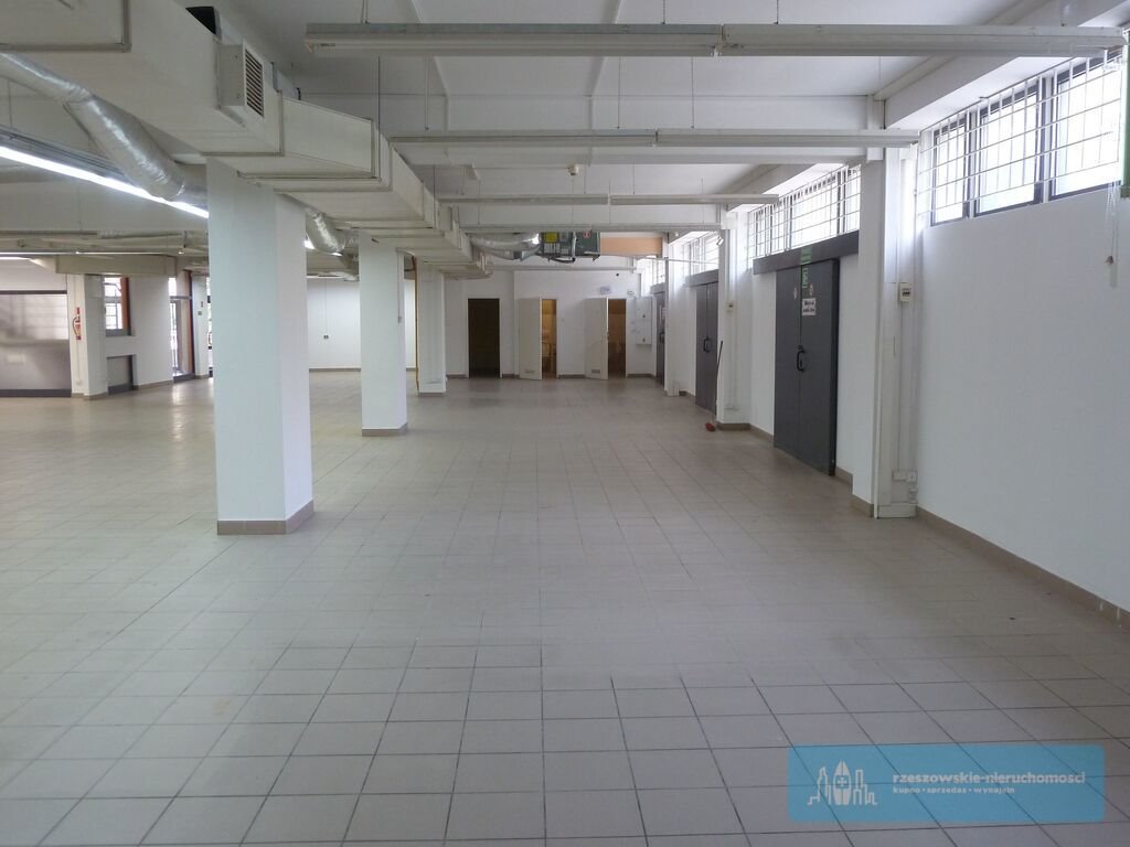 Lokal użytkowy na wynajem Rzeszów  900m2 Foto 4