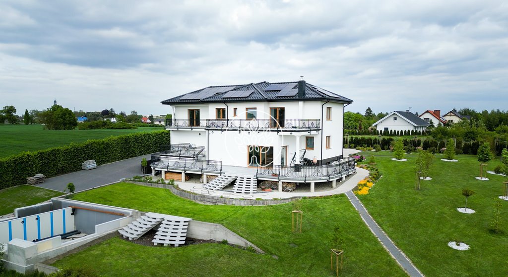 Polecam luksusową rezydencję 450 m² z prywatnym stawem i ogrodem 7500 m² Wtelno  450m2 Foto 1