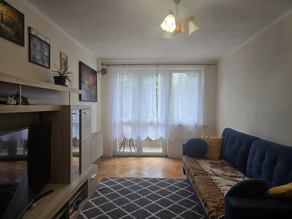 Mieszkanie dwupokojowe na sprzedaż Zduńska Wola  47m2 Foto 1