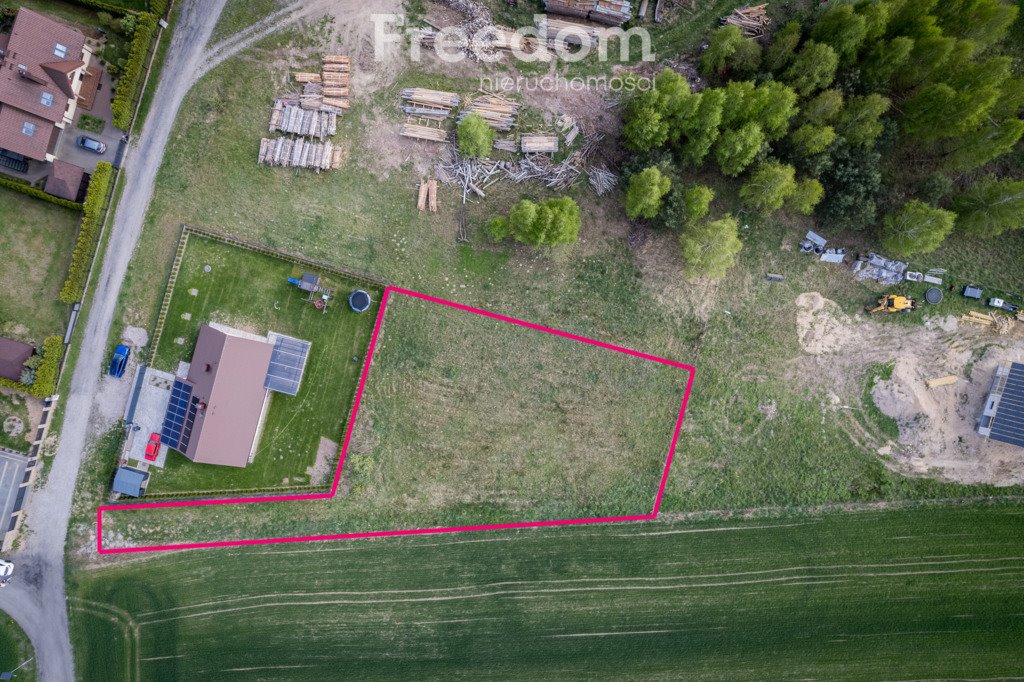 Działka budowlana na sprzedaż Kaplityny  1 536m2 Foto 1